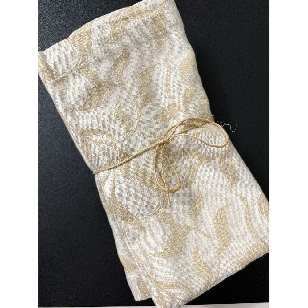 Sur La Table Italian Neutral Floral Napkins - 20 x 20, Set of 4 MSRP $50
